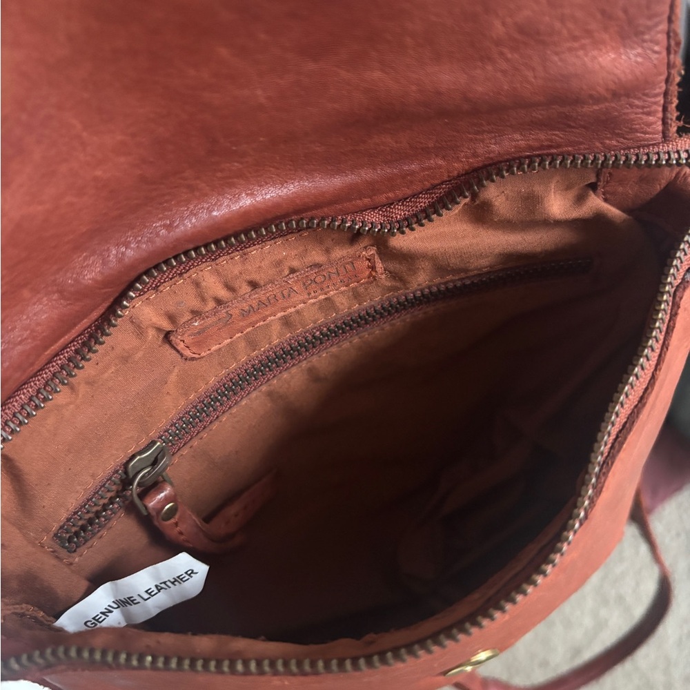 MARTA PONTI Leather Crossbody Bag - Picture 7 of 9